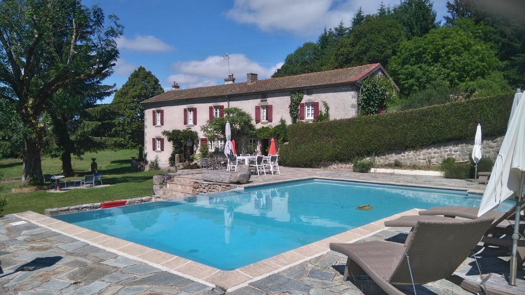 Les Vergnes Saint-Pardoux-le-Neuf Extérieur photo