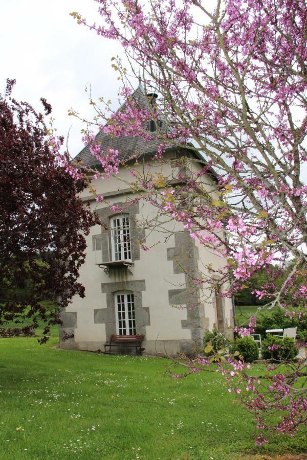 Les Vergnes Saint-Pardoux-le-Neuf Extérieur photo